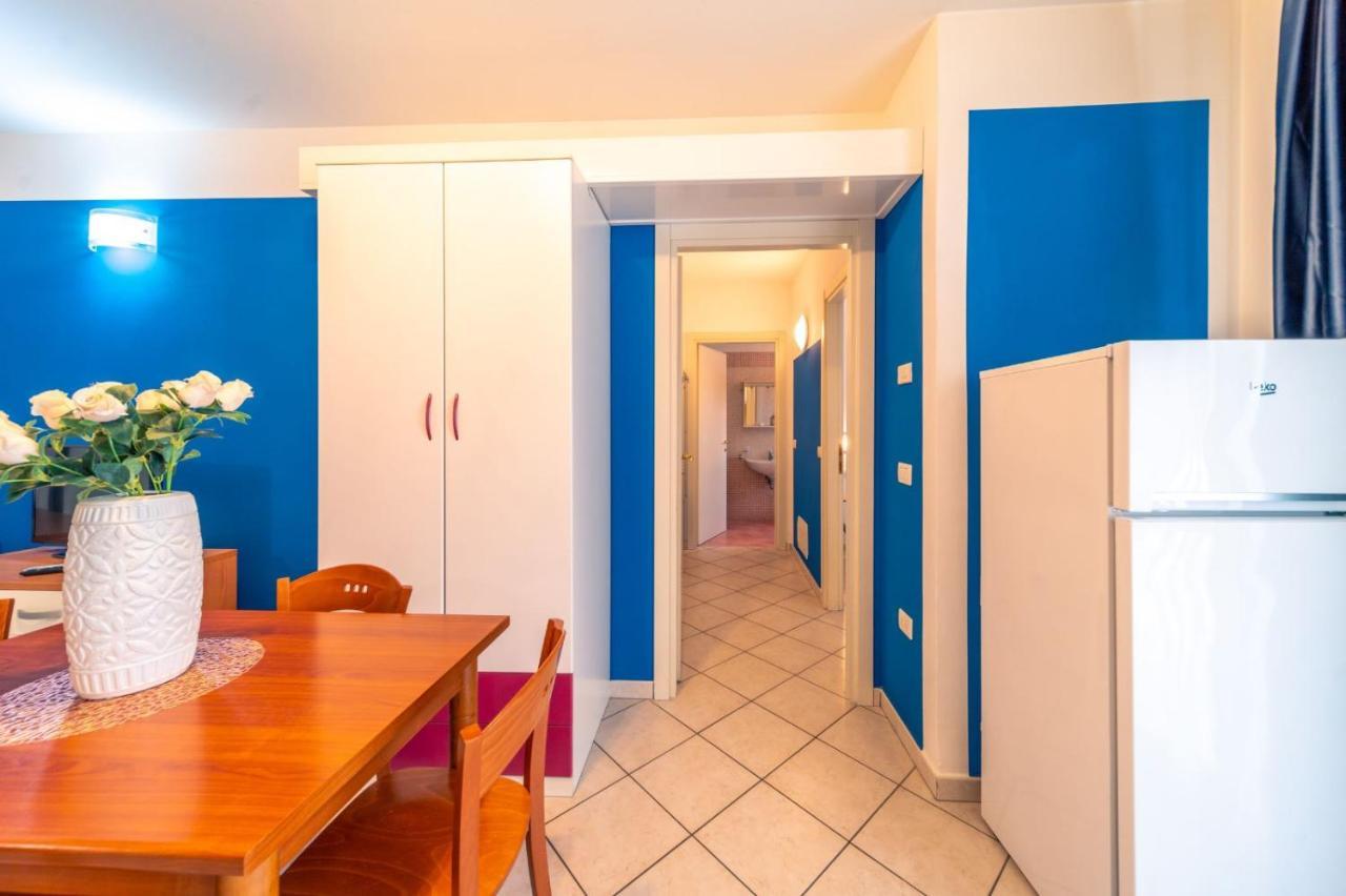 Residence Alessandra Чезенатико Екстериор снимка