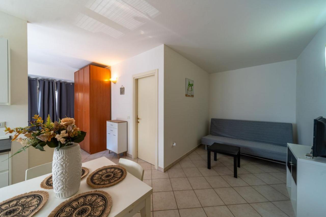 Residence Alessandra Чезенатико Екстериор снимка