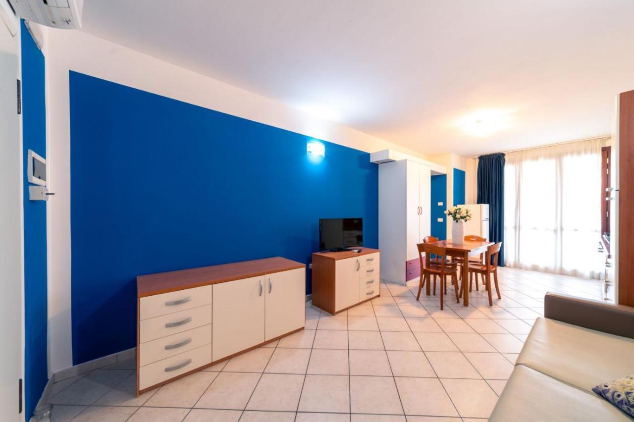 Residence Alessandra Чезенатико Екстериор снимка