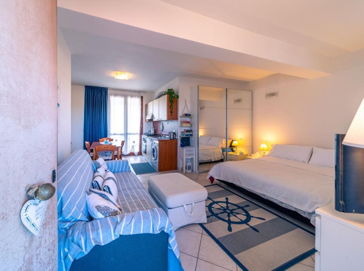 Residence Alessandra Чезенатико Екстериор снимка